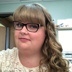 Meet your Posher, Mallory